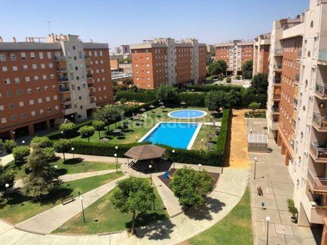 Piso en venta en Sevilla, San Carlos San José. Venta de piso en calle Esperanza Trinidad. Pisos.