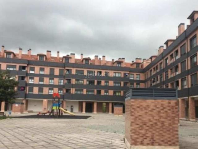 Piso en venta en Siero, Lugones. PISO EN VENTA PARA INVERSIÓN. Pisos.