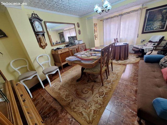 Piso en Venta en Silla Oportunidad de Inversión con Potencial