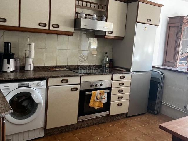 Piso en venta en Silleda. AMPLIO PISO EN SILLEDA DE 4 DORMITORIOS. Pisos.