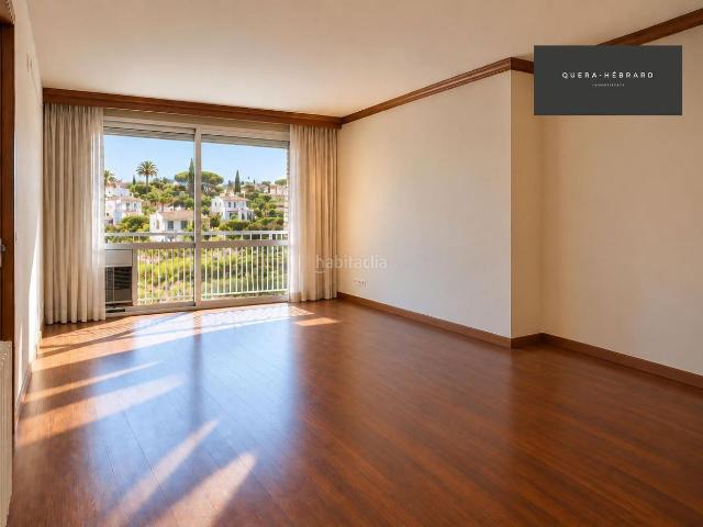Piso en venta en Sitges, Ametllers Poble Sec Costa Dorada. Piso de 3hab con piscina y parking en La Plana, Sitges. Pisos.