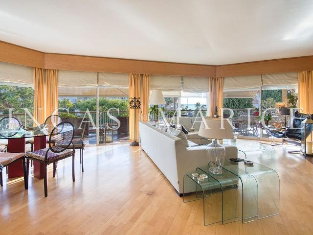 Piso en venta en Sitges, Can Girona Terramar Vinyet Costa Dorada. ESTUPENDO PISO ESQUINERO EN TERRAMAR SITGES. Pisos.