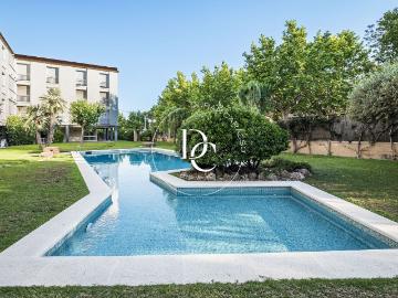 Piso en venta en Sitges, Can Girona Terramar Vinyet Costa Dorada. Piso de 80 m2 con terraza en venta en Vinyet, Sitges. Pisos.