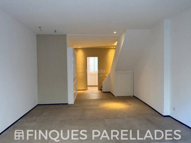 Piso en venta en Sitges, Centre Costa Dorada. Planta baja dúplex en venta en el centro de Sitges. Pisos.