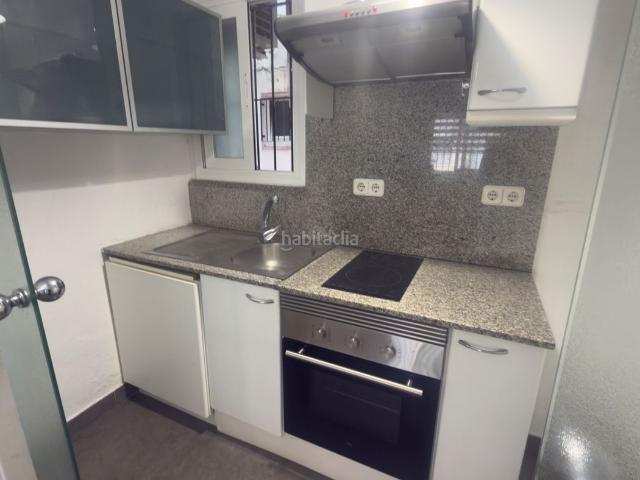 Piso en venta en Sitges, Els Molins Pins Vens Costa Dorada. Planta baja cerca de la estacion. Pisos.