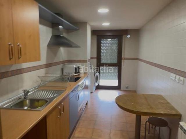 Piso en venta en Sojuela. Piso en venta en Sojuela Calle Las Ardillas. Pisos.