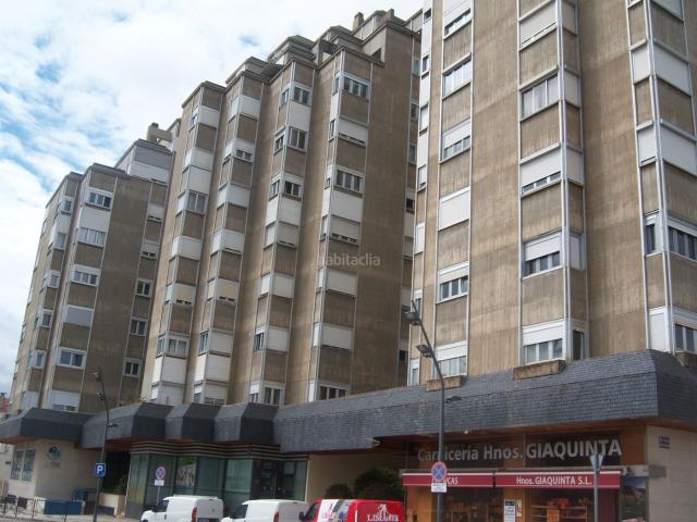 Piso en venta en Soria, Polideportivos Asperon Mariano Vicen. PISO PLAZA ODON ALONSO Nº 2 6º H. Pisos.