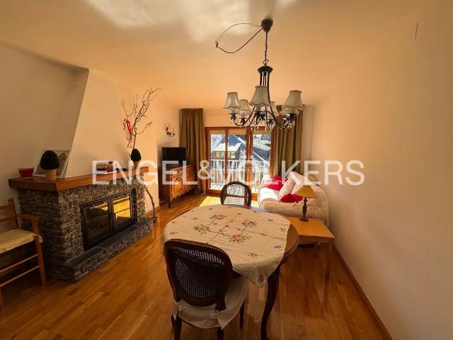 Piso en venta en Sort Pirineos. Encantador piso en el corazón de Sort. Pisos.
