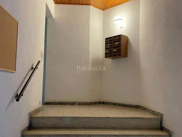 Piso en venta en Sort Pirineos. Piso acogedor junto al río, reformado y listo para entrar a vivir. Pisos.