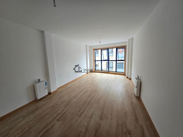 Piso en venta en Soutomaior. Se vende precioso piso a estrenar en una ubicación inmejorable en Arcade, al lado del paseo del muelle, plaza y parque infantil, i. Pisos.