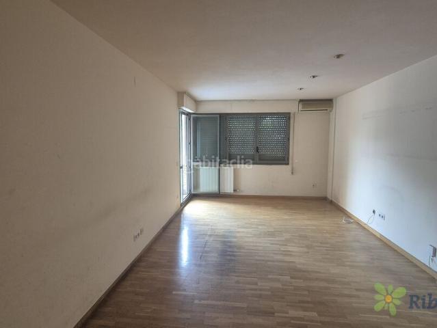 Piso en venta en Tudela, Centro. INMUEBLE EN VENTA FLASH, PISO CON TERRAZA EN TUDELA. POSIBILIDAD DE FINANCIACION HASTA EL 100. Pisos.