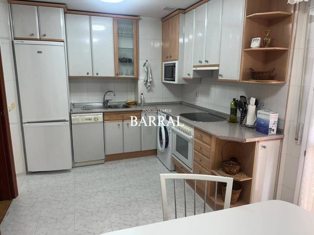 Piso en venta en Tudela, Griseras Gardachales. Piso de 2 dormitorios muy amplio y luminoso. Pisos.