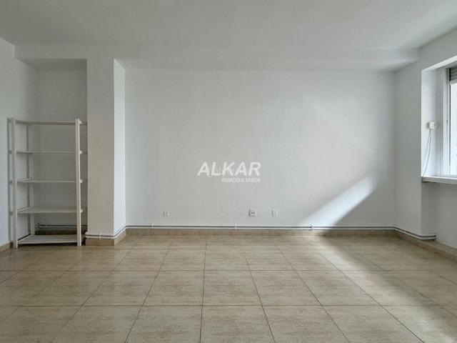 Piso en venta en Tudela, Lourdes. PISO EN CALLE ENTREFUENTES. Pisos.