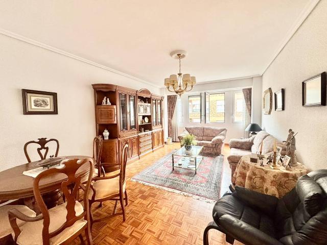 Piso en Venta en Txagorritxu