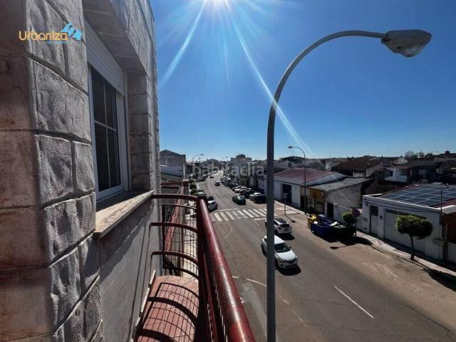 Piso en venta en Talavera la Real. AMPLIO PISO CENTRICO DE 4 HABITACIONES EN TALAVERA IDEAL INVERSORES. Pisos Talavera la.