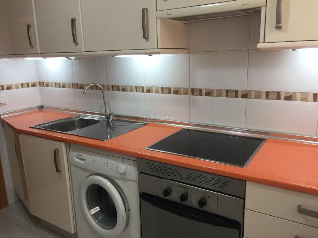 Piso en venta en Talamanca de Jarama. Luminoso piso de 2 dormitorios con garaje, trastero y piscina en Talamanca del Jarama. Pisos Talamanca de.