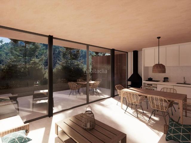 Piso en venta en Tamariu Costa Brava. EXCLUSIVA OBRA NUEVA A 250M DE LA PLAYA, CON PLAZA DE PARKING Y TRASTERO INCLUIDOS. CALIFICACIÓN ENERGÉTICA A. PISCINA COMUNITARIA. Pisos.