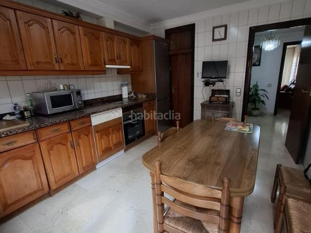 Piso en venta en Tarazona. Amplio piso en Avenida Navarra en Tarazona. Pisos.