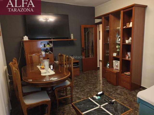 Piso en venta en Tarazona. Piso en el barrio del Cinto para entrar a vivir. Pisos.
