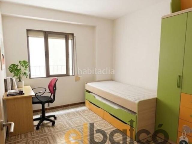 Piso en venta en Tarragona, Nou Eixample Nord Costa Dorada. Piso Estratégico en el Corazón Universitario de Tarragona 2 Hab 1 baño 130.000. Pisos.