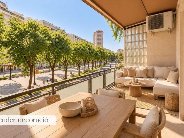 Piso en venta en Tarragona, Nou Eixample Nord Costa Dorada. Una oportunidad única para vivir la Rambla Nova como siempre soñaste. Pisos.