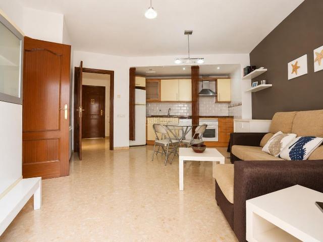Piso en venta en Tarragona, Nou Eixample Sud Costa Dorada. Piso luminoso con balcón en una de las mejores zonas de Tarragona. Pisos.