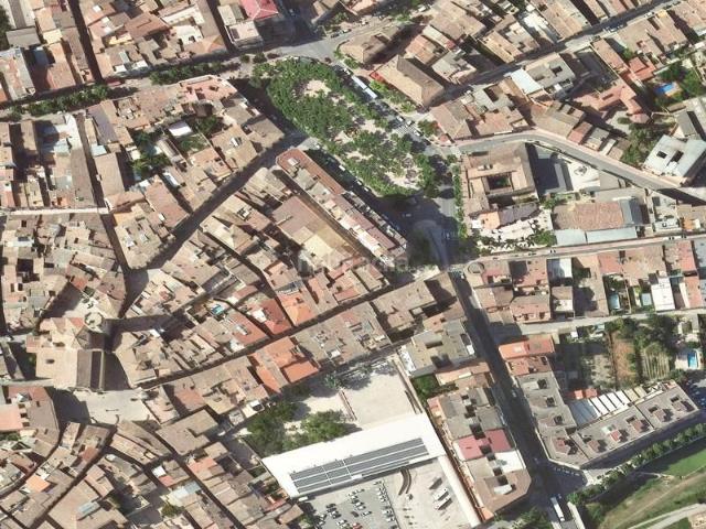 Piso en venta en Tàrrega. Vivienda en venta en Tárrega, Avenida de la Generalitat, número 129131 y calle Comtessa Dolça, números 13, 3º 3º, escalera A, de. Pisos.