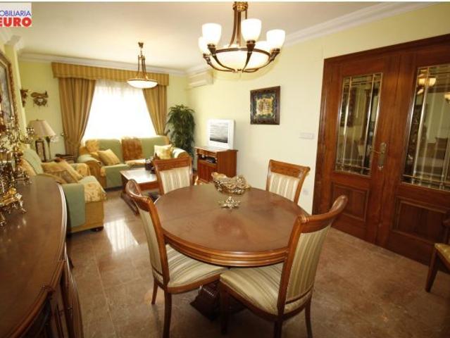 Piso en venta en Tavernes de la Valldigna. ZONA PRADO COMARCAL
