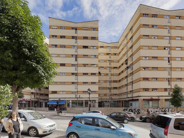 Piso en Venta en Teatinos Los Prados