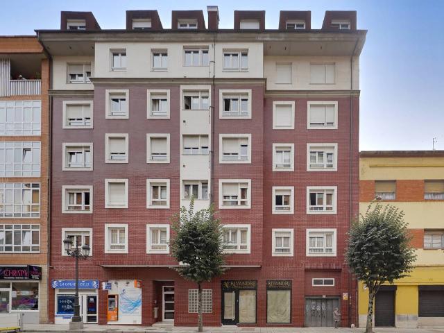 Piso en Venta en Teatinos Los Prados