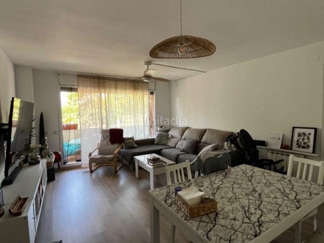 Piso en venta en Terrassa, Montserrat Vilardell. Pisos.