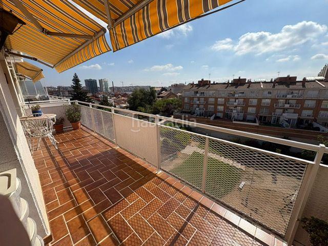 Piso en venta en Terrassa, Barri del Centre. PISO EN PLENO CENTRO DE 3 HAB 2 BAÑOS, AMPLIA TERRAZZA, PLAZA APARCAMIENTO. Pisos.