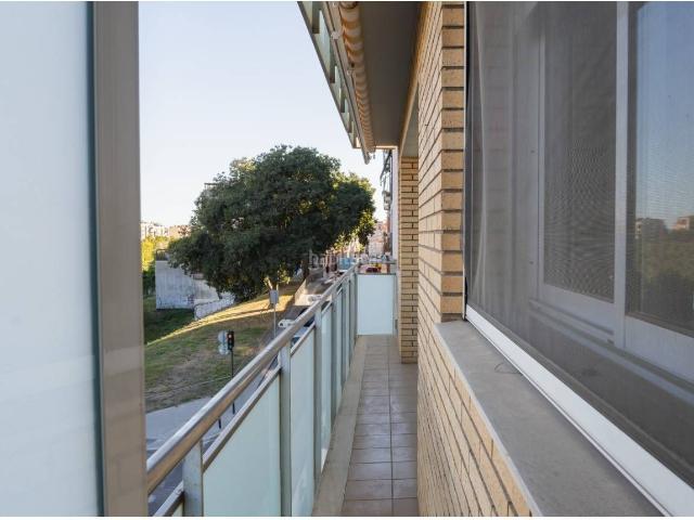 Piso en venta en Terrassa, Barri del Centre. Venta de piso en Vallparadís, Terrassa. Pisos.