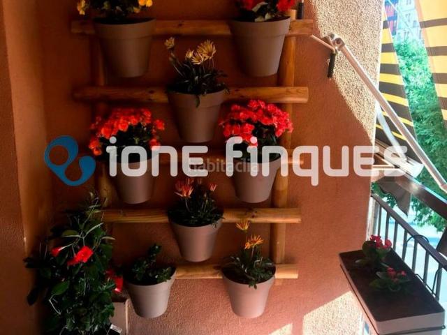 Piso en venta en Terrassa, Ca n'Anglada. Ione Finques Ofrece. Pisos.