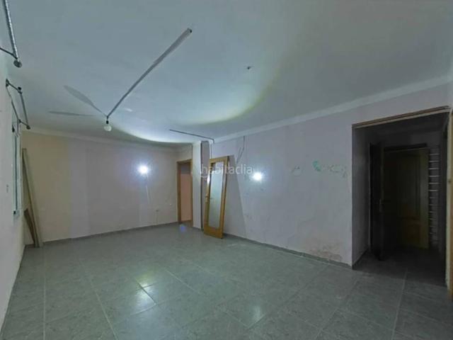 Piso en venta en Terrassa, Ca n'Anglada. PISO EN TERRASSA PARA REFORMAR. Pisos.