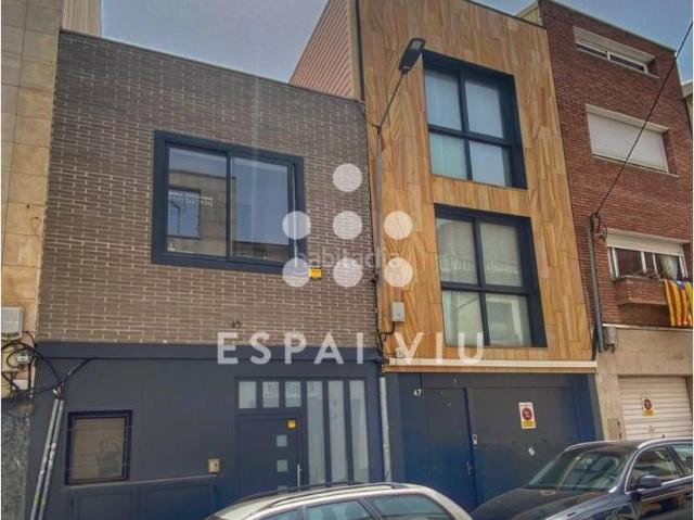 Piso en venta en Terrassa, Ca n'Aurell. Encantador reforma integral a estrenar. Pisos.