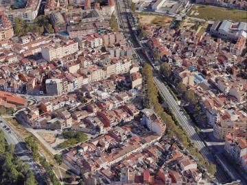 Piso en venta en Terrassa, Ca n'Aurell. Oportunidad de Inversión. Pisos.