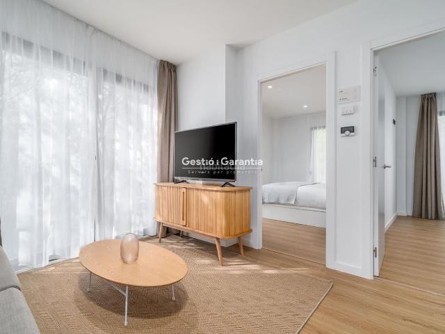 Piso en venta en Hospitalet de Llobregat L´, La Torrassa. Piso en Venta en Hospitalet, zona Camp Nou. Pisos Hospitalet de Llobregat.