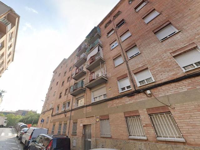 Piso en venta en Terrassa, Can Palet. Se vende piso CESIÓN DE REMATE en Calle del Bages 100 de Terrassa Barcelona. Pisos.