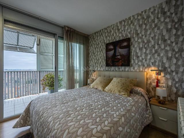 Piso en venta en Terrassa, Cementiri Vell. ESPECTACULAR PISO DE 147m2 CON GRAN BALCÓN Y PARKING. Pisos.
