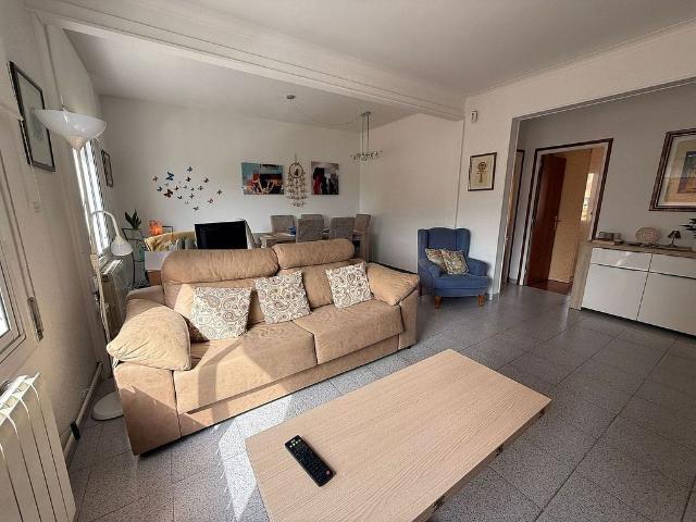 Piso en venta en calle D'alexandre Galí, Terrassa, de 65 m² 3 habitaciones por 187.200