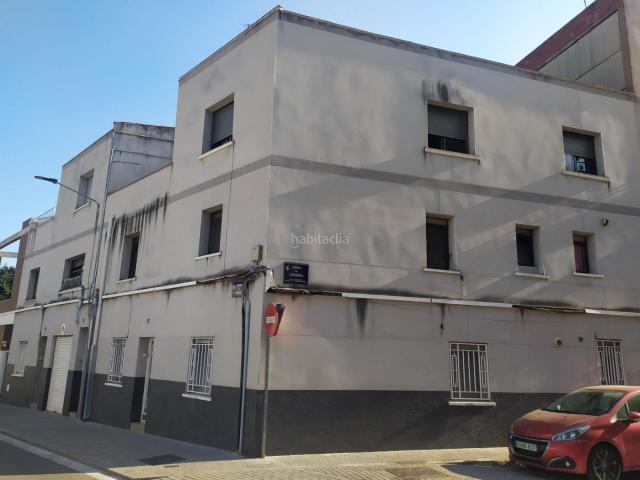 Piso en venta en Terrassa, La Maurina. Oportunidad para inversores!. Pisos.