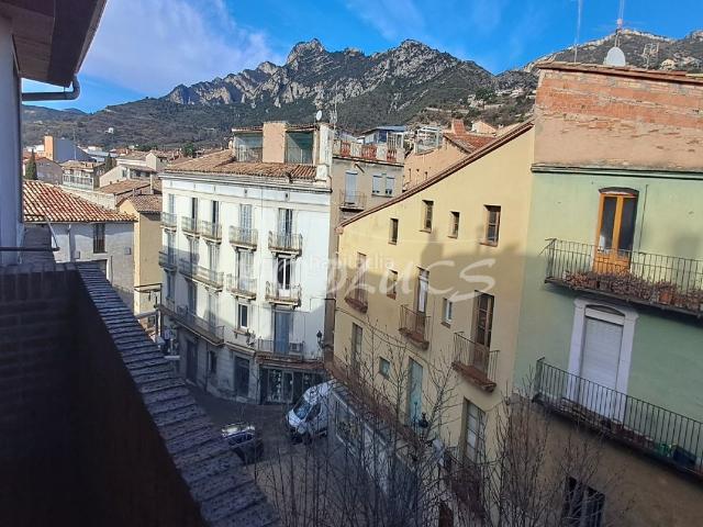 Piso en venta en Berga. PIS BERGA PLAÇA DE LES FONTS. Pisos.