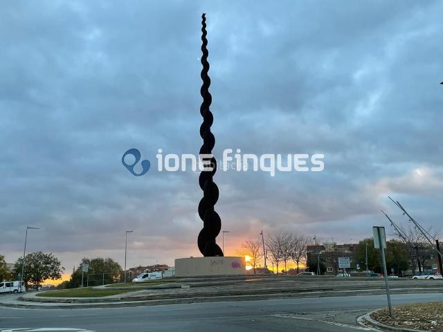 Piso en venta en Terrassa, San Pere. Ione Finques Ofrece. Pisos.