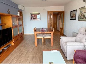 Piso en venta en Terrassa, San Pere. Piso en venta en Av. de lAbat Marcet de Terrassa. Pisos.