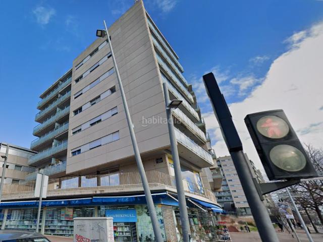 Piso en venta en Terrassa, San Pere. Pisos.