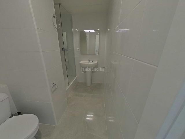 Piso en venta en Terrassa, Sant Llorenç. llogat només per a inversor. Pisos.