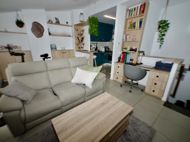 Piso en venta en Terrassa, Torre Sana. Atico invertido con terraza a pie de comedor Zona Torresana. Pisos.