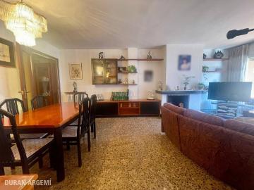 Piso en venta en Terrassa, Vallparadís Antic Poble de Sant Pere. Piso en Venta en Vallparadís. Pisos.