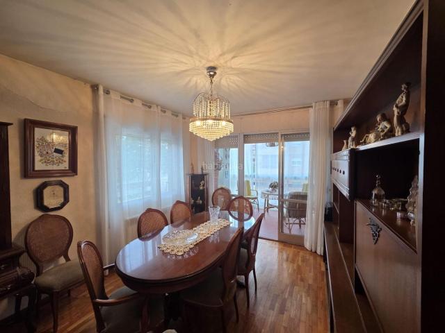 Piso en venta en Teruel, Ensanche Fuenfresca. Amplio y luminoso piso de 140 m2 en una de las mejores zonas de Teruel. Pisos.